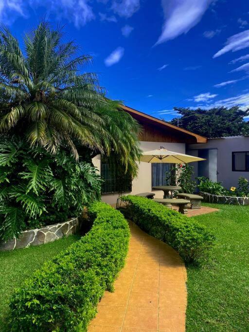 Peace Garden Apartment Monteverde Luaran gambar