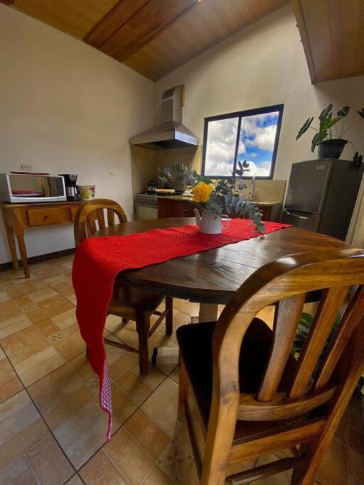 Peace Garden Apartment Monteverde Luaran gambar